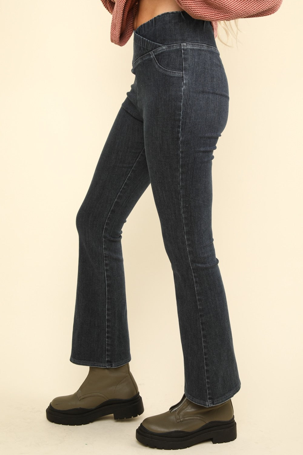 Stretchy Crossover Waist Legging/Jeans