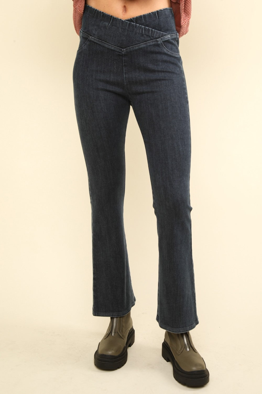 Stretchy Crossover Waist Legging/Jeans